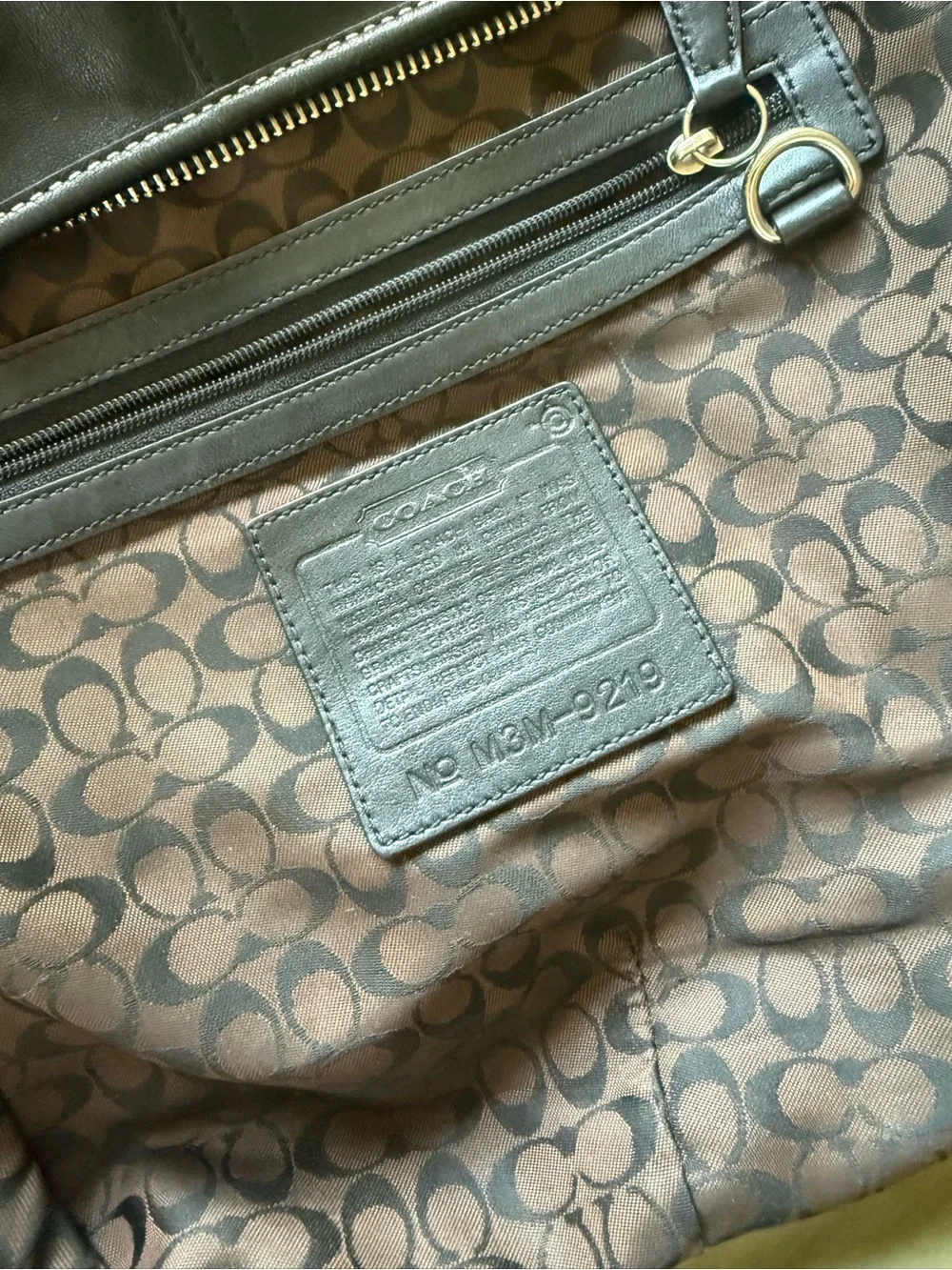 Vintage 2003 Coach Ergo Hobo Black Leather Shoulder Bag 9219